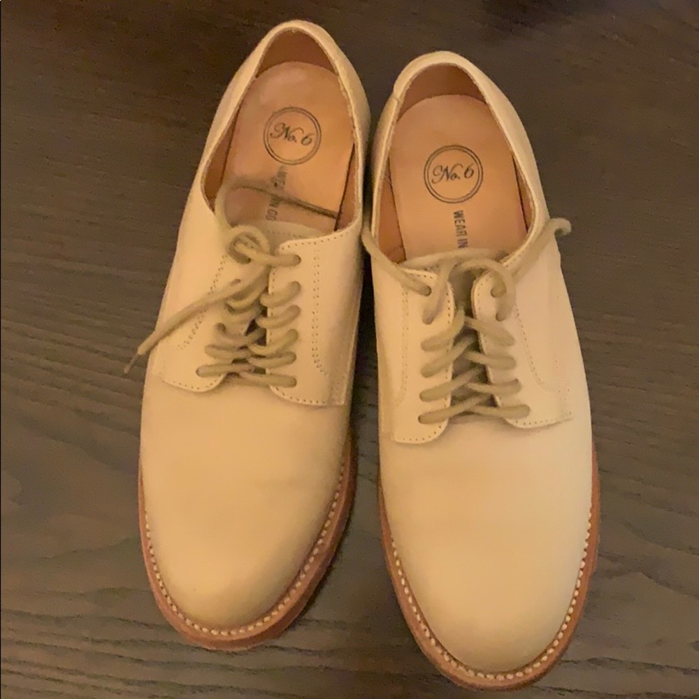 No. 6 tan Oxford shoes - size 7.5. VG condition